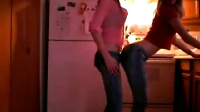 Vendredi video porno gratuit amateur baisé dans le bain